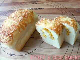 コーンチーズのミニ食パン