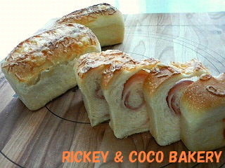 ベーコンチーズのミニ食パン