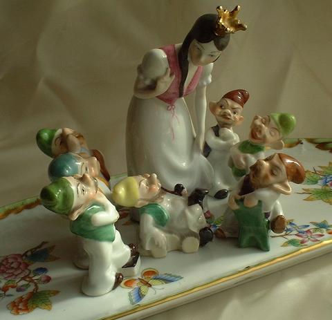 ヘレンドの白雪姫と7人の小人 | 魅惑の西洋食器でテーブルコーディネートを - 楽天ブログ
