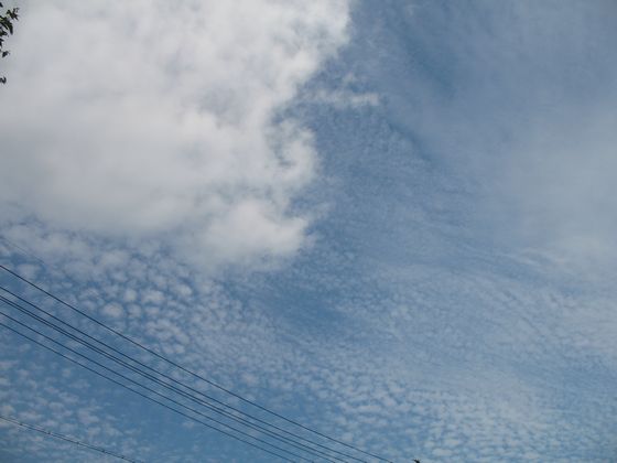 08/5/30の空８