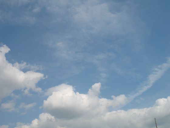 09/5/15の空　巨人さん