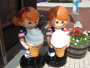 s-PHOTO437.jpg