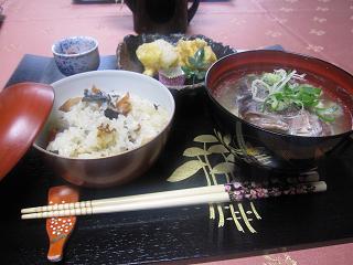 今日のお昼ご飯.JPG