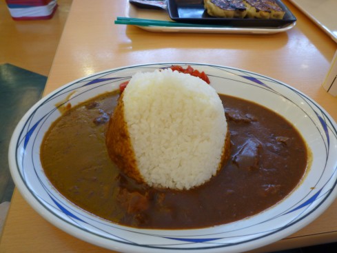 昼食のフジヤマカレー 大盛り