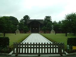 総持寺・向唐門.JPG