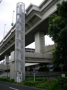万世橋　高速からの非常階段.jpg