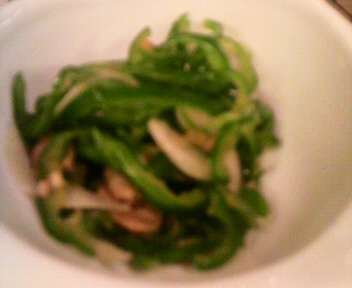 小鉢 甘とうがらしとピーマン 300円