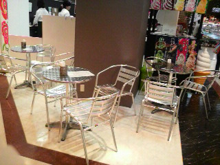 テーブルもあります