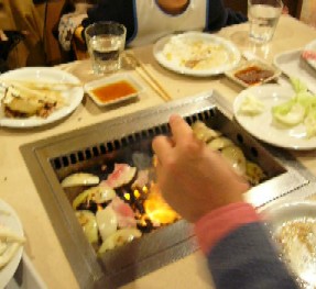 カルネステーション　テーブル