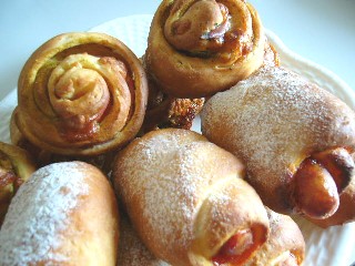 ソーセージパン＆ベーコンチーズパン