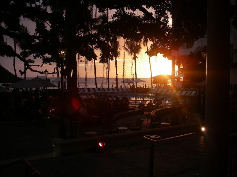 23バニアンベランダの夕陽0023.jpg