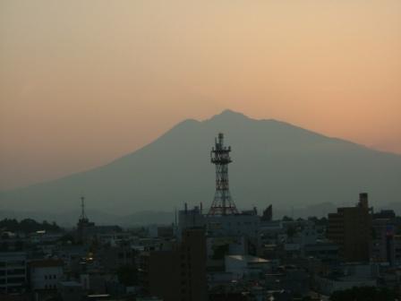 夕焼け岩木山