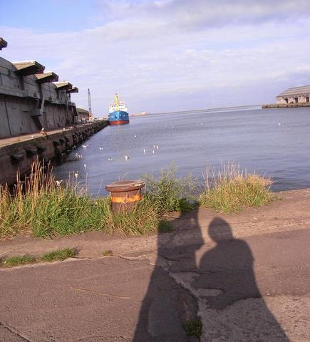 影のツーショット