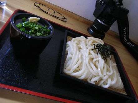 20061117h-3昼食ざるうどん.jpg