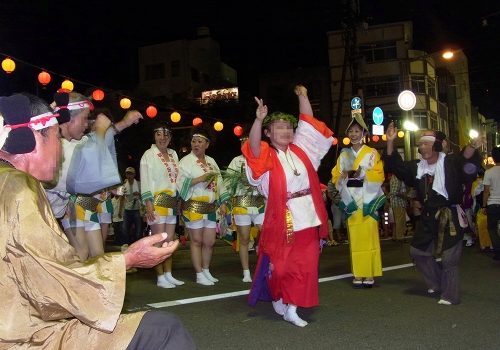 阿波踊り