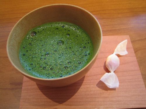 抹茶をいただく