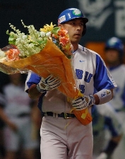 待ってました・・・150号ホームラン