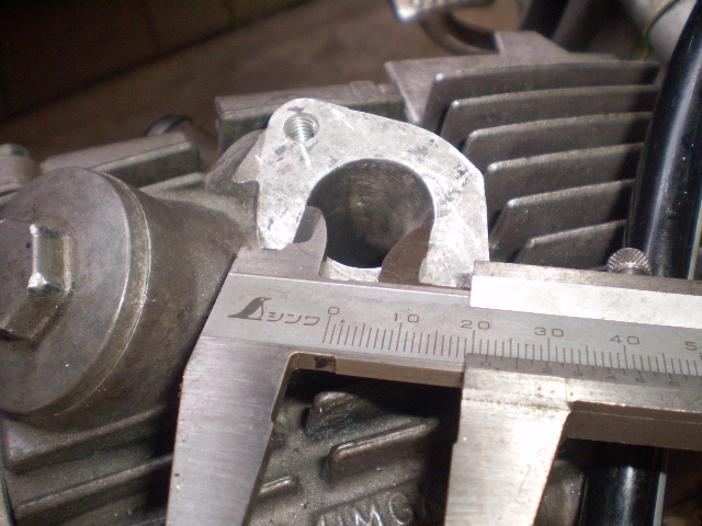 インテークポートが・・・