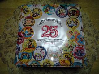 25周年クッキー缶＠TDL