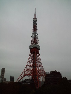 翌朝の東京タワー