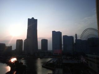 横浜の夕暮れ