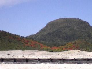 硫黄山の紅葉2008