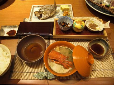 「奈良偲の里　玉翠」朝食