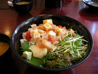 うめっぺ丼