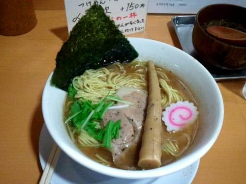 煮干豚骨らーめん