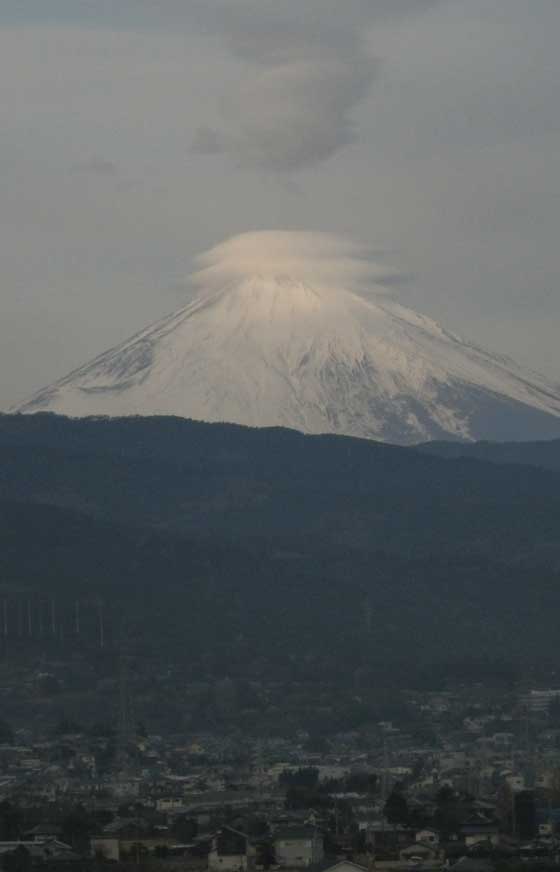 富士山笠雲1.jpg