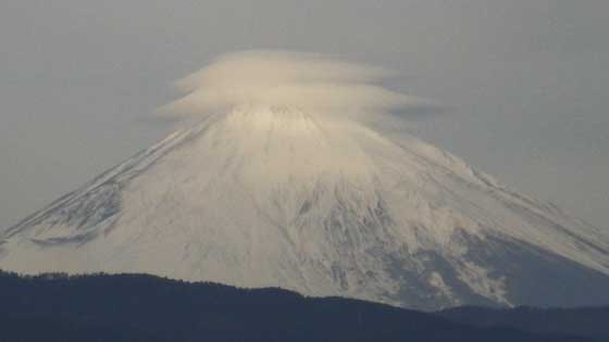 富士山笠雲2.jpg