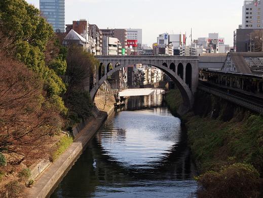 神田川に架かる聖橋
