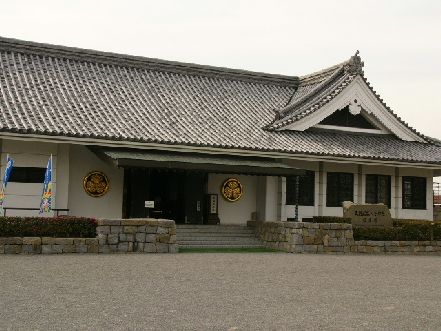 岡崎城　三河武士の館