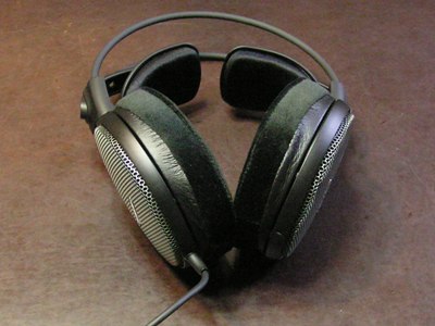 Headphone