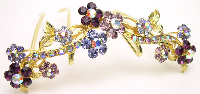 デラックスアージュコ...リトルムーンのジルコニアコームはとてもじゃないけど手が出ないし福袋はやっぱり苦手だからこの機会に1つくらいは欲しいな~って・・・思ってたけど、LMのGDカノンで保留状態臨時収入があれば買おう・・・あるかな??なーんて言っても、スワロとどう見分けるか実はよく分かってないスワロがカラーでジルコがクリスタルかと思ってたけどそうでもなさそうだし・・・誰か教えてください(ジルコのほうが格上なんでしょ??)
2007年08月14日
コメント(6)
![