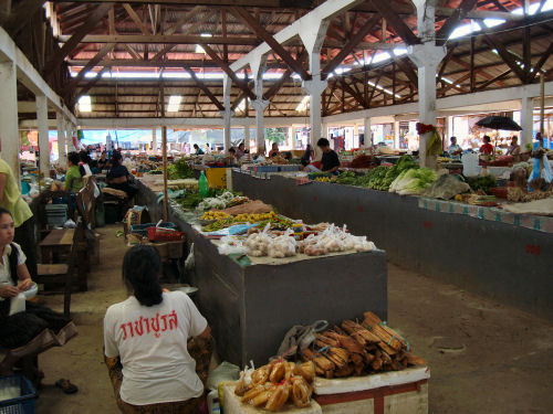 ルアンナムター・マーケット８.jpg