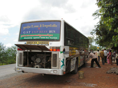 ドライブイン　カンボジア２.jpg