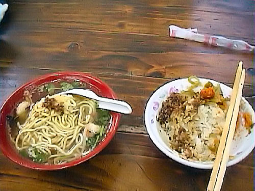 陽春麺＆魯肉飯.jpg