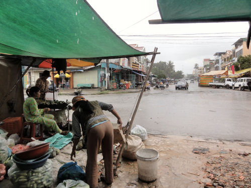 シアヌークビルの小マーケット１４.jpg