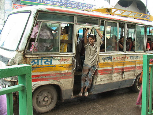 バングラのバス１０.jpg