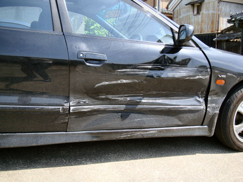 車体損傷.jpg