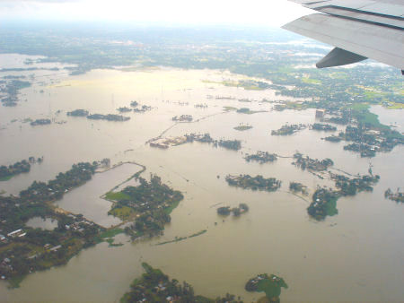 バングラ洪水.jpg
