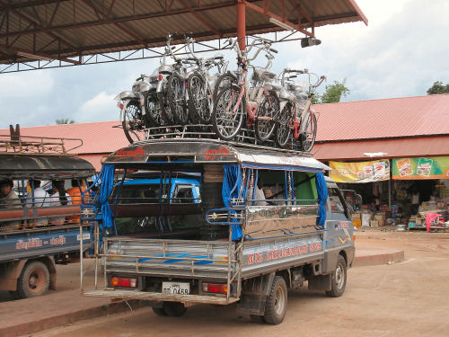 ラオスピックアップ.jpg