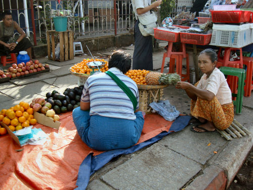 ヤンゴンの街角２４.jpg
