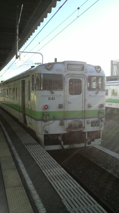 函館本線　キハ40 841