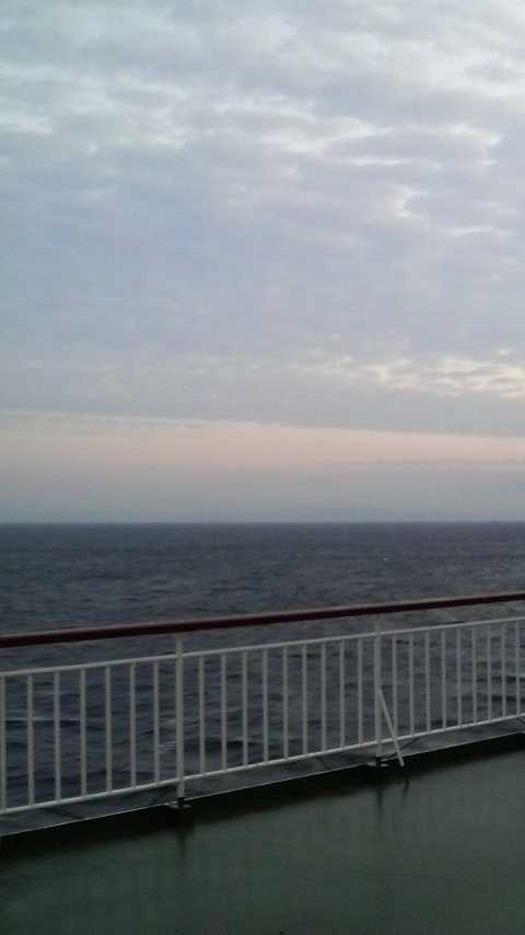 雲が厚くて朝日は見れませんでした（T T