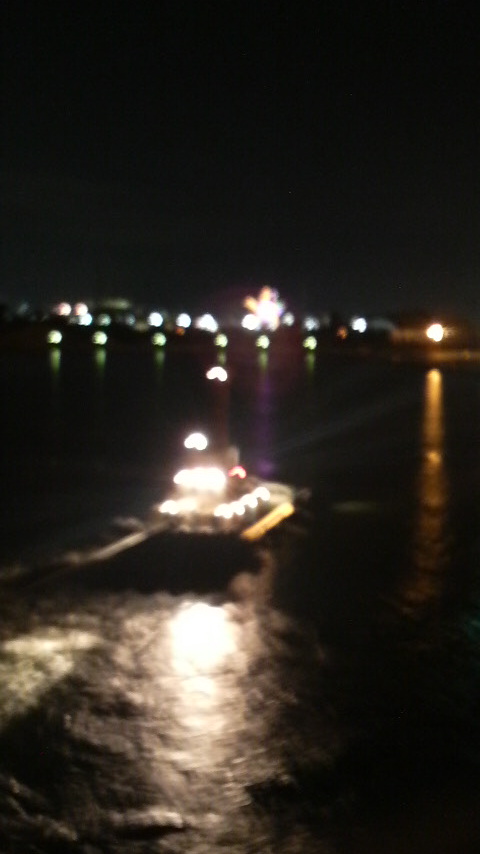 いしかりを引くタグボート