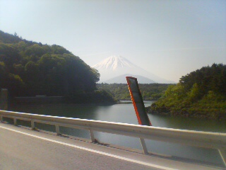 精進湖からの富士山