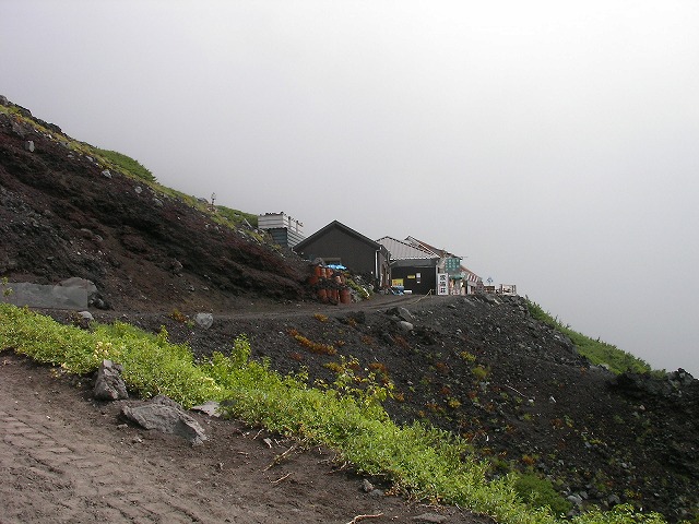六合目の山小屋