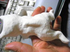 なぜかジタバタしている背面v